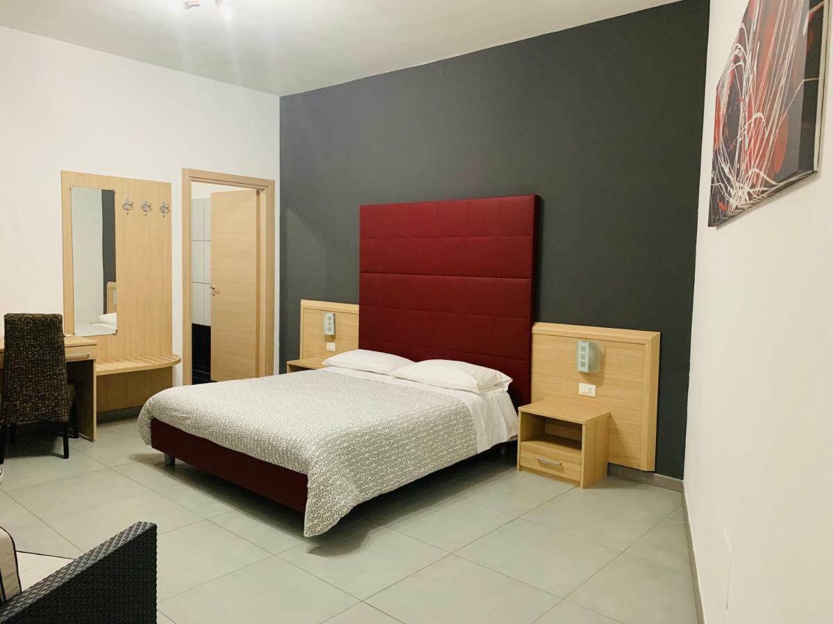 Parco Degli Ulivi Otel Mirabella Imbaccari Dış mekan fotoğraf